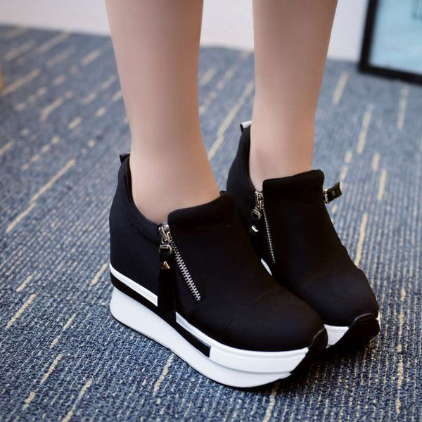Fashionable Casual Sneakers